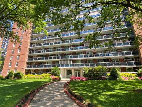 98-05 63rd Road, Rego Park, NY 11374