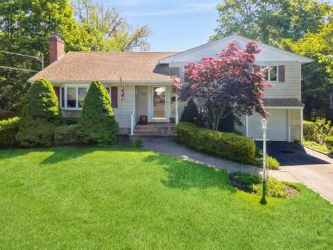 173 Swan Lake Drive, Patchogue, NY 11772
