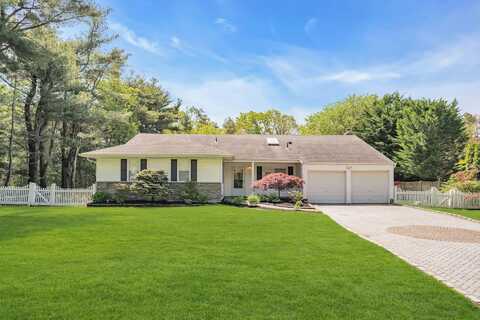 25 Gleason Drive, Dix Hills, NY 11746
