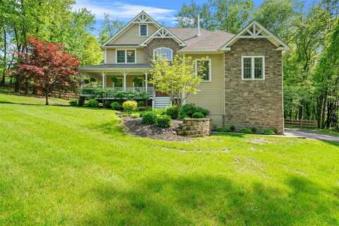 30 Warwick Lake Parkway, Warwick, NY 10990