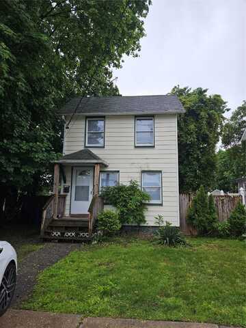 64 Bayside Avenue, Oyster Bay, NY 11771