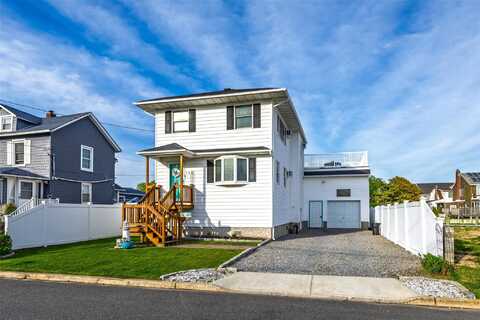 159 Araca Road, Babylon, NY 11702