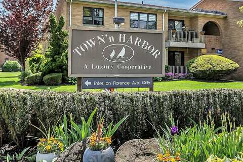 14 Florence, Freeport, NY 11520