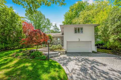 96 Mulberry Avenue, Garden City, NY 11530