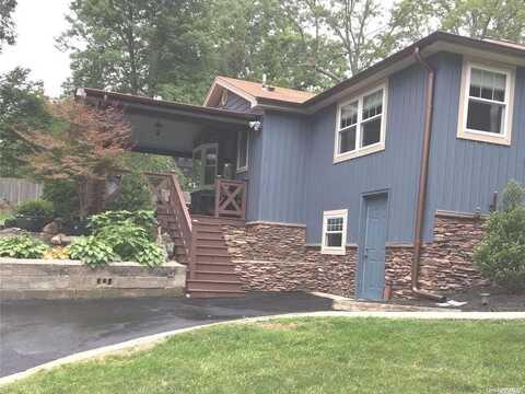 138 Broadway, Rocky Point, NY 11778