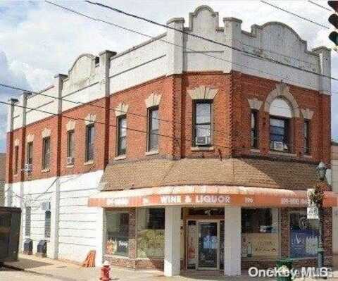 196 Rockaway Ave, Valley Stream, NY 11580