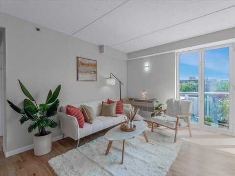 88-20 Parsons Boulevard, Jamaica, NY 11432