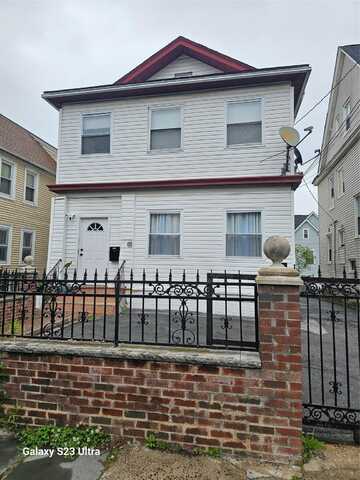 215 S 1st Avenue, Mount Vernon, NY 10550