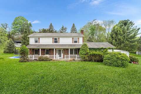 194 Overlook Road, Poughkeepsie, NY 12603