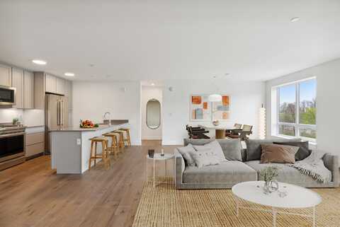 218 Washington Avenue, Portland, ME 04101