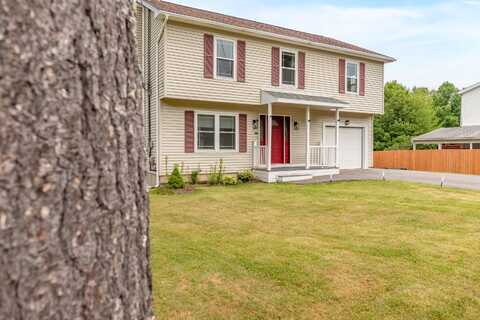95 Yankee Avenue, Bangor, ME 04401