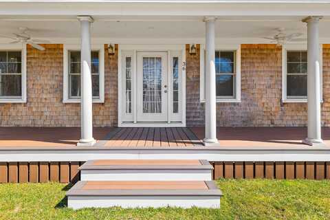 36 Ferro Way, Vineyard Haven, MA 02568