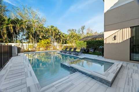 13884 Luna, NAPLES, FL 34109