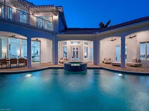 650 Bow Line, NAPLES, FL 34103