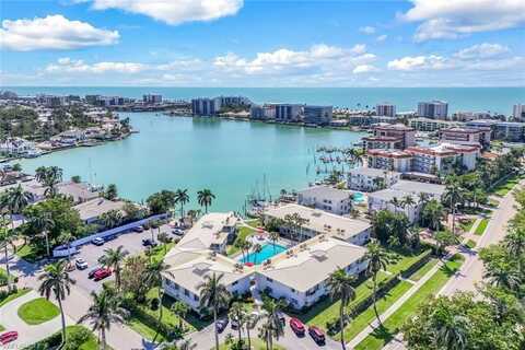 386 Harbour, NAPLES, FL 34103