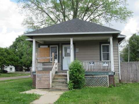 808 N Mckinley Avenue, Champaign, IL 61821