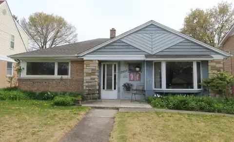 2457 Hawthorne Road, Homewood, IL 60430