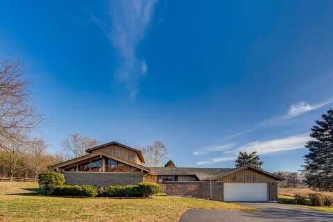 250 Crozier Drive, Grayslake, IL 60030
