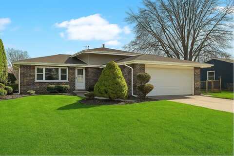 16779 92nd Avenue, Orland Hills, IL 60487