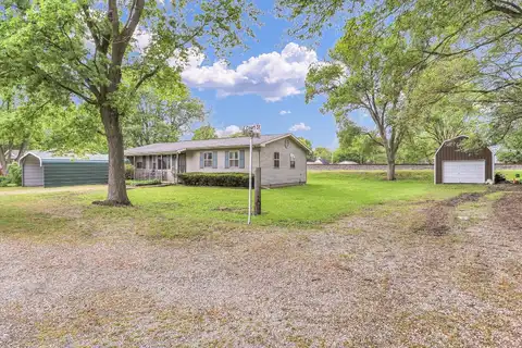 407 E Court Street, Fairmount, IL 61841