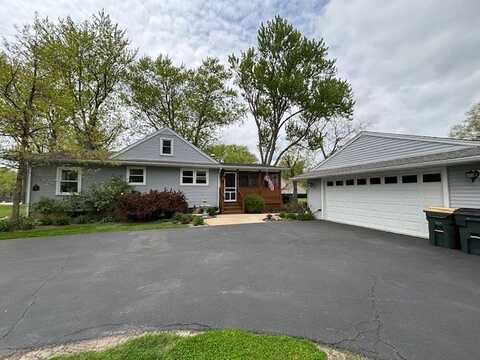 22628 W Silver Lake Avenue, Antioch, IL 60002