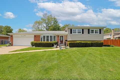 1703 W Robbie Lane, Mount Prospect, IL 60056