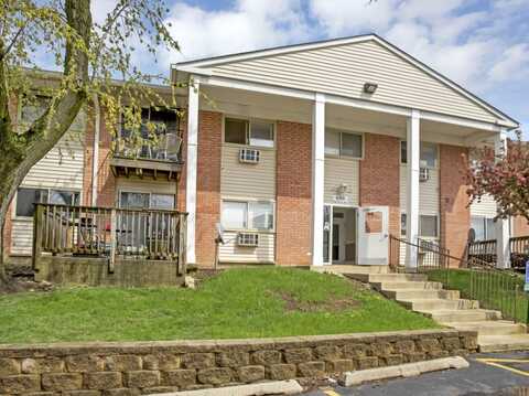 680 Marilyn Avenue, Glendale Heights, IL 60139