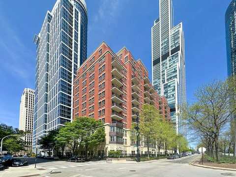 1250 S INDIANA Avenue, Chicago, IL 60605