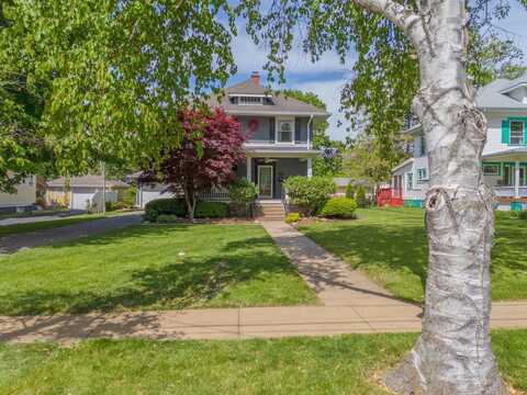 805 N School Street, Normal, IL 61761