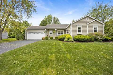 1360 Carleton Circle, Naperville, IL 60565