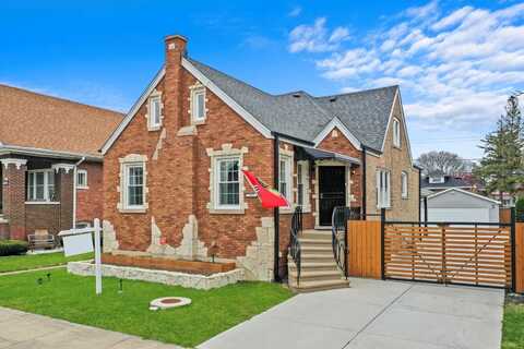 1833 Cuyler Avenue, Berwyn, IL 60402