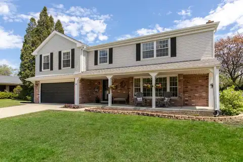 1711 Longmeadow Drive, Glenview, IL 60026