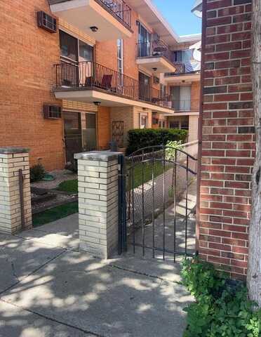 3914 W 63rd Street, Chicago, IL 60629