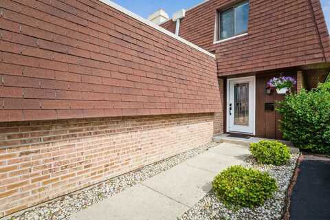 1063 W Busse Highway, Park Ridge, IL 60068