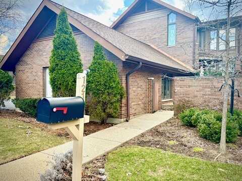 1210 Hawthorne Lane, Hinsdale, IL 60521