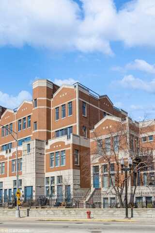 7768 N Sheridan Road, Chicago, IL 60626