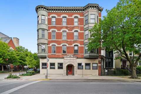 3055 N Seminary Avenue, Chicago, IL 60657