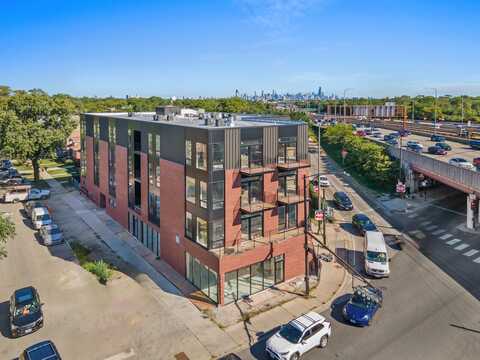 3953 W Dakin Street, Chicago, IL 60618