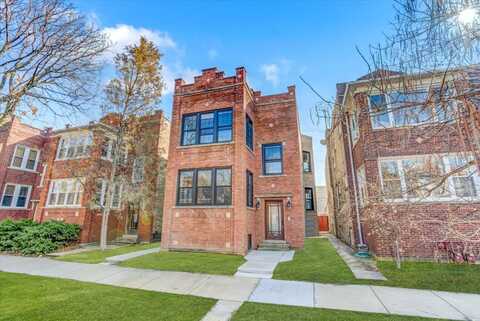 3315 W Cullom Avenue, Chicago, IL 60618