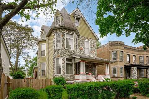 5733 W Ohio Street, Chicago, IL 60644