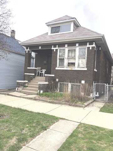 4539 S MOZART Street, Chicago, IL 60632