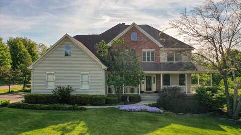 896 Black Walnut Drive, Sugar Grove, IL 60554