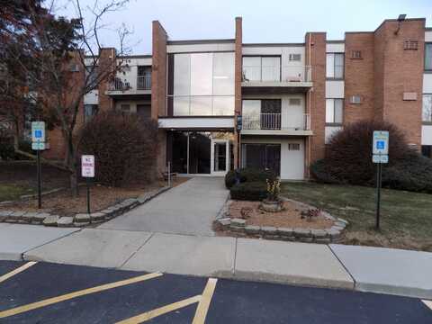 300 W Fullerton Avenue, Addison, IL 60101
