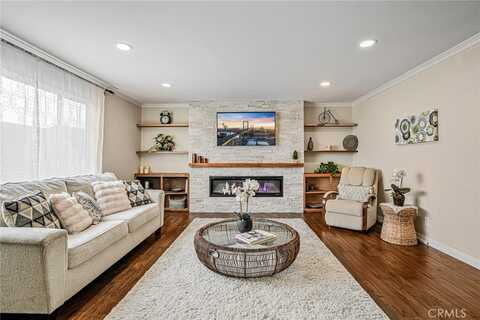 560 W 14th Street, San Pedro, CA 90731