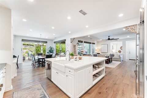 10 Vagar Street, Rancho Mission Viejo, CA 92694