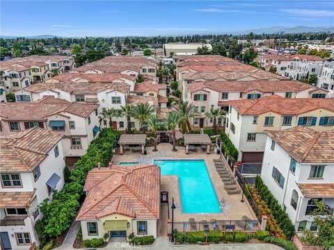 147 Royal Way, Upland, CA 91786