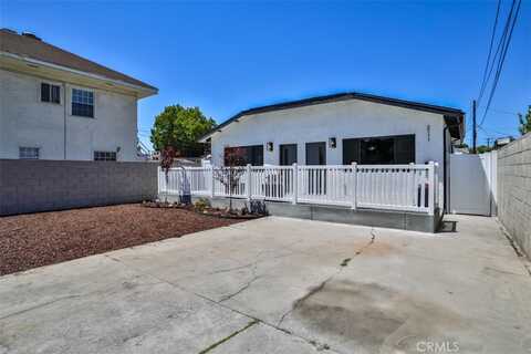2111 Scott Road, Burbank, CA 91504