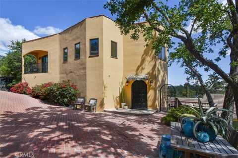 4950 Campo Road, Woodland Hills, CA 91364