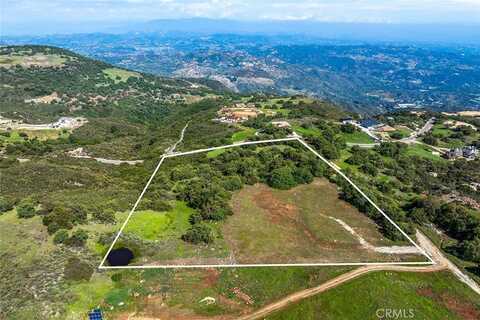 22 El Cerezo Road, Murrieta, CA 92562