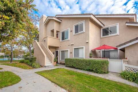 120 Greenmoor, Irvine, CA 92614